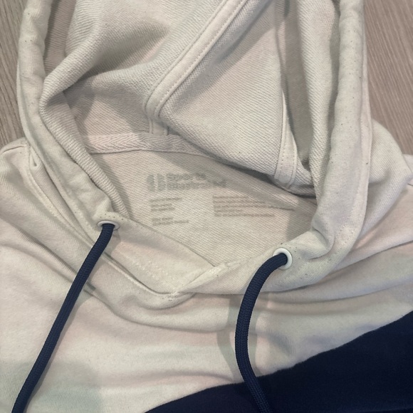 Men's Two-Tone Hoodie - Picture 3 of 4